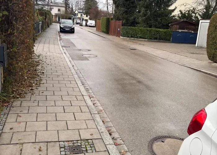 Pansiyon 1 Moebliert Gut Ausgestattet Und Gute Anbindung Bus Bahn
