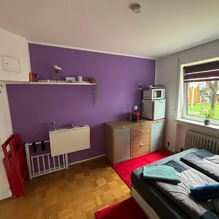 Homestay 1 Moebliert Gut Ausgestattet Und Gute Anbindung Bus Bahn