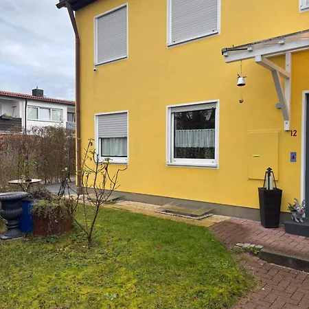 Homestay 1 Moebliert Gut Ausgestattet Und Gute Anbindung Bus Bahn *