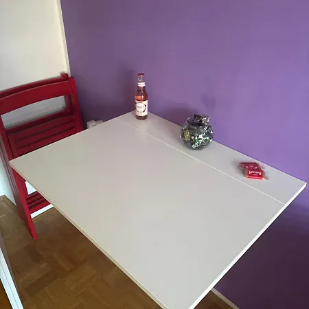 Homestay 1 Moebliert Gut Ausgestattet Und Gute Anbindung Bus Bahn